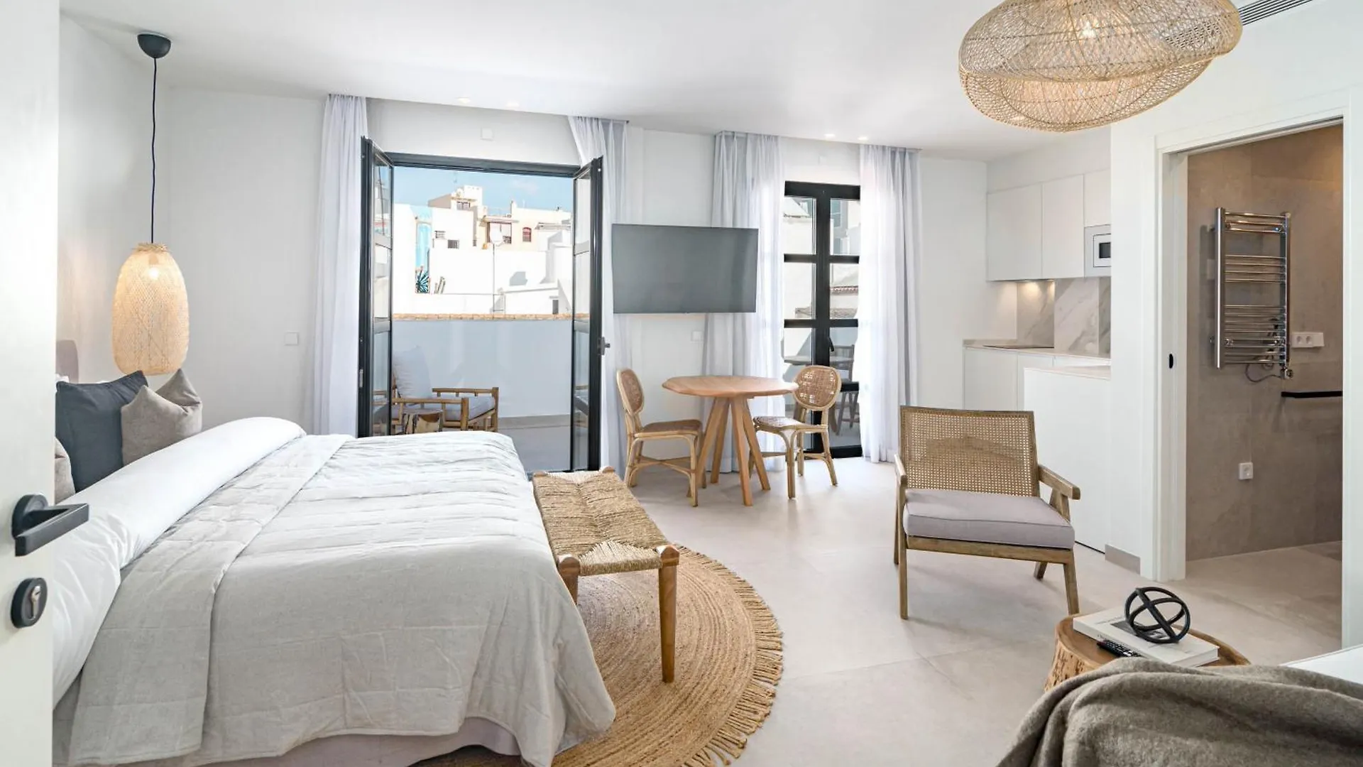 Seaclub Suites Estepona Spain
